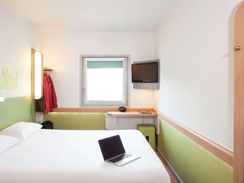 Ibis Budget Beaconsfield Room photo